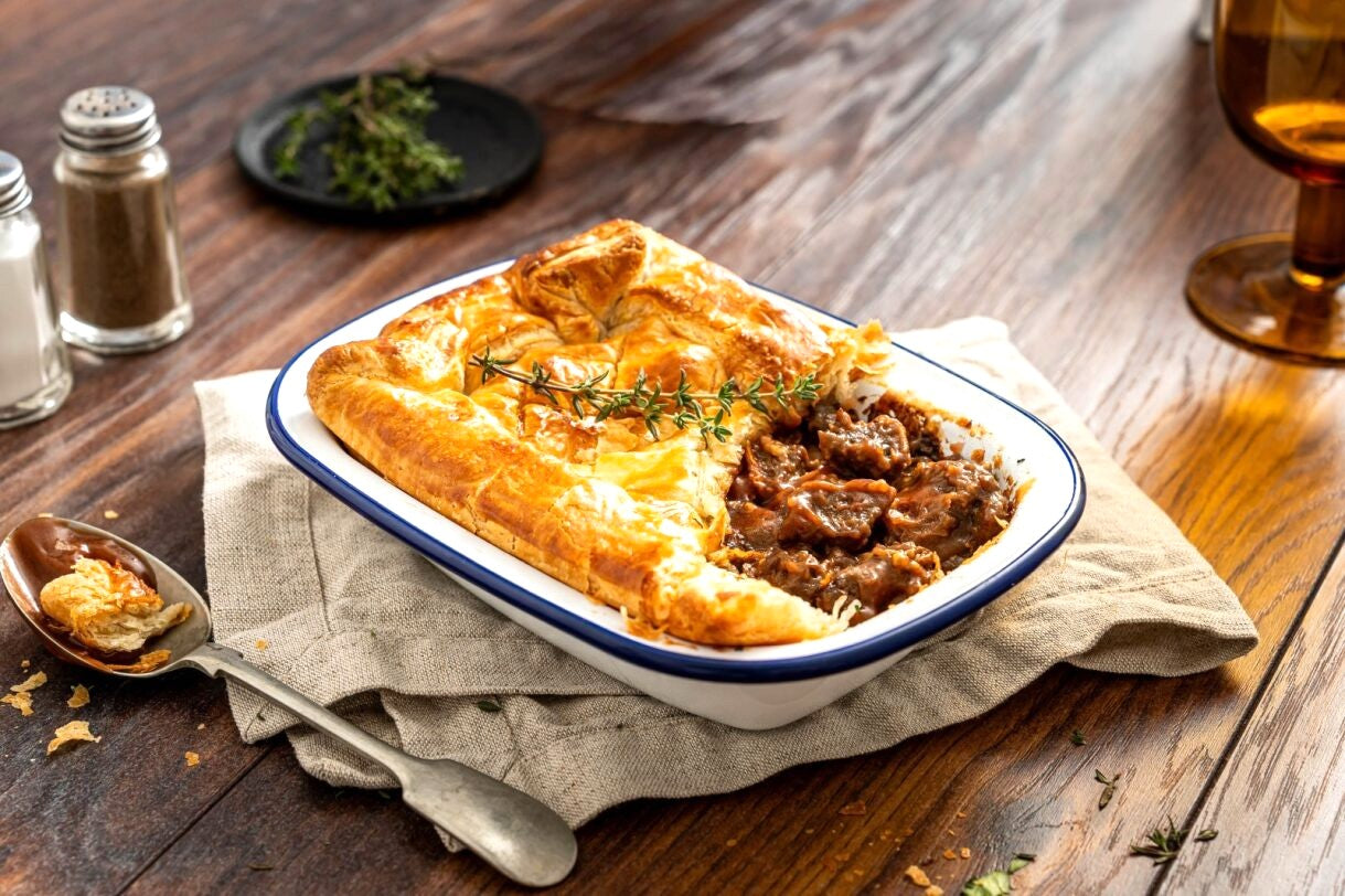 Falcon Enamelware Oblong Pie Dishes