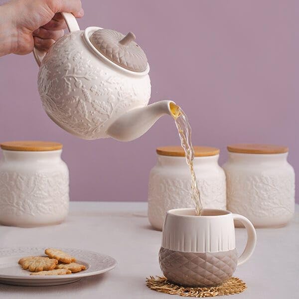 P&K Acorn Collection 6 Cup Teapot