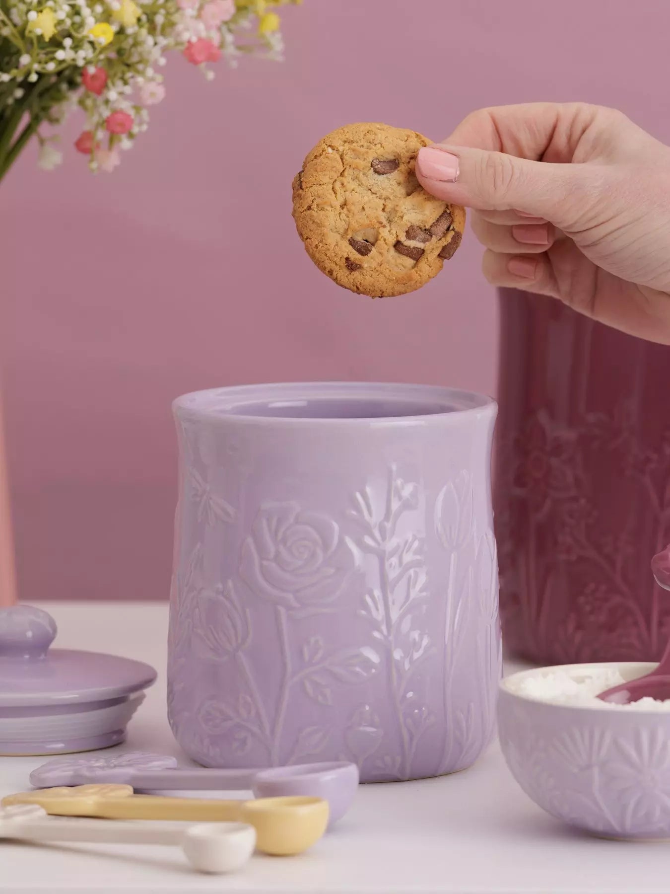 Mason Cash In the Meadow Lilac 800ml Airtight Storage Jar