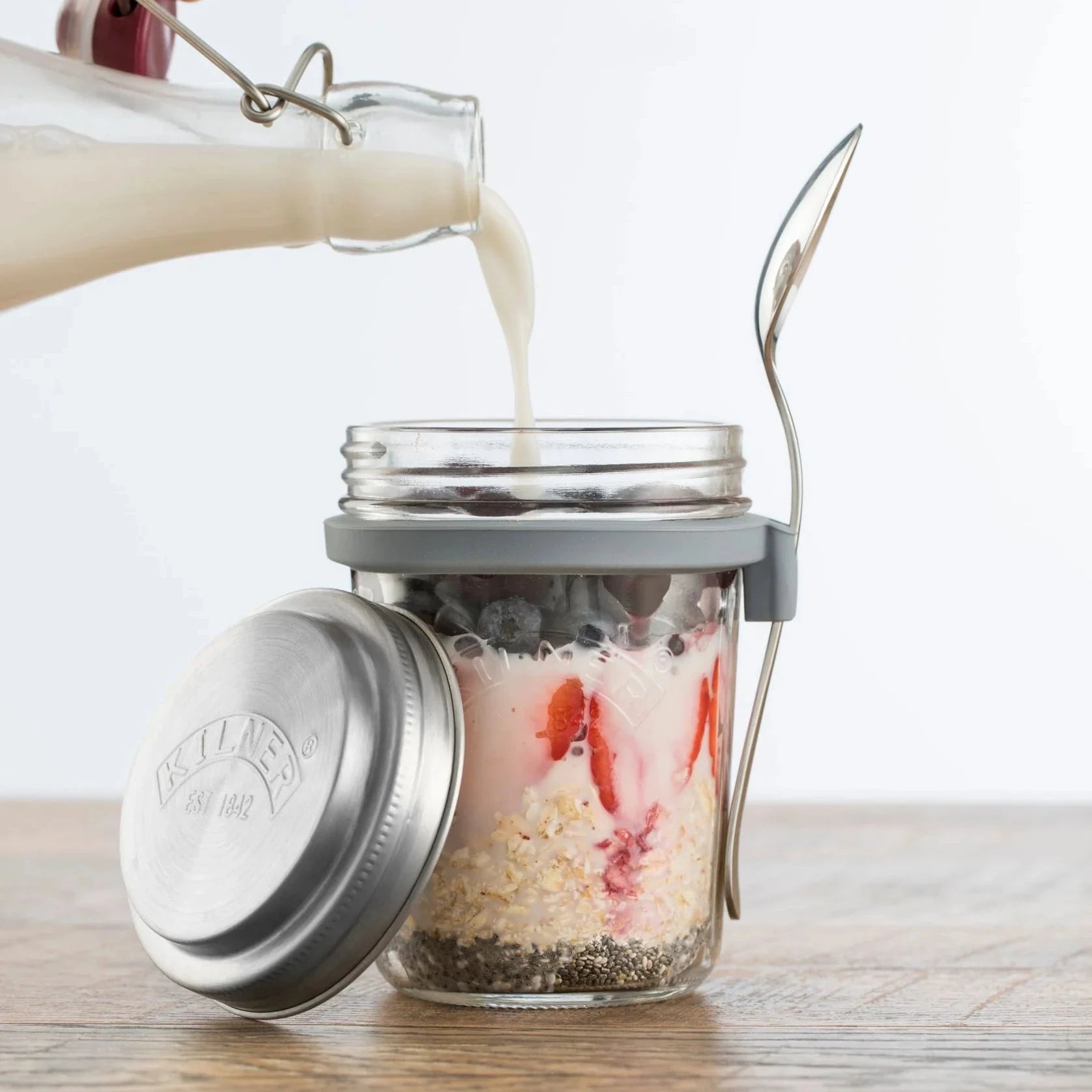 Kilner Glass Breakfast Jar Set with Spoon and Recipe Booklet
