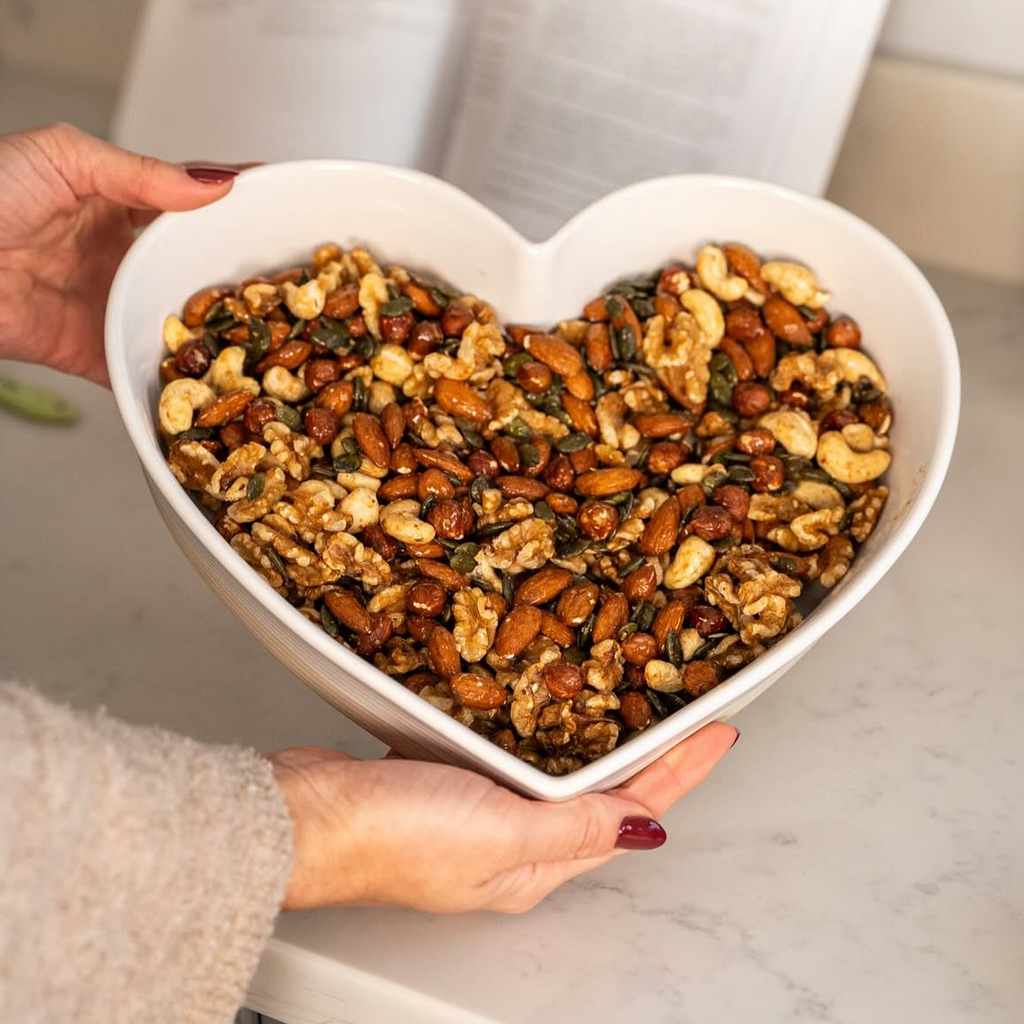 Mason Cash Rustic Charm 28cm Heart Pie Dish