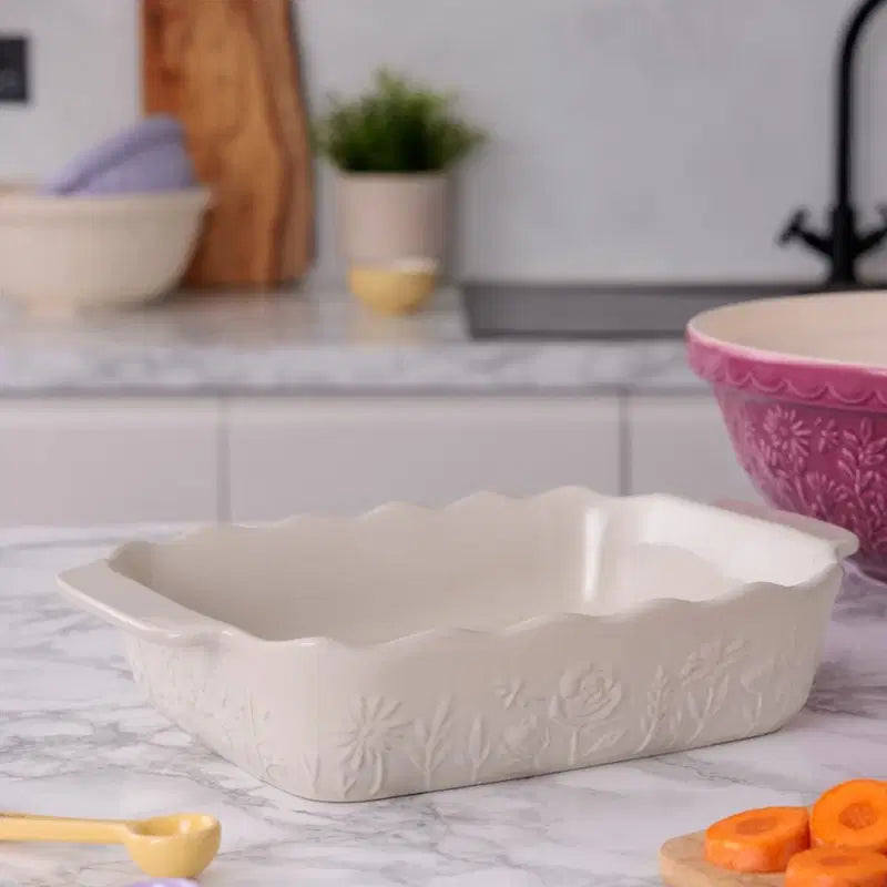 Mason Cash In the Meadow Medium Rectangular Baker