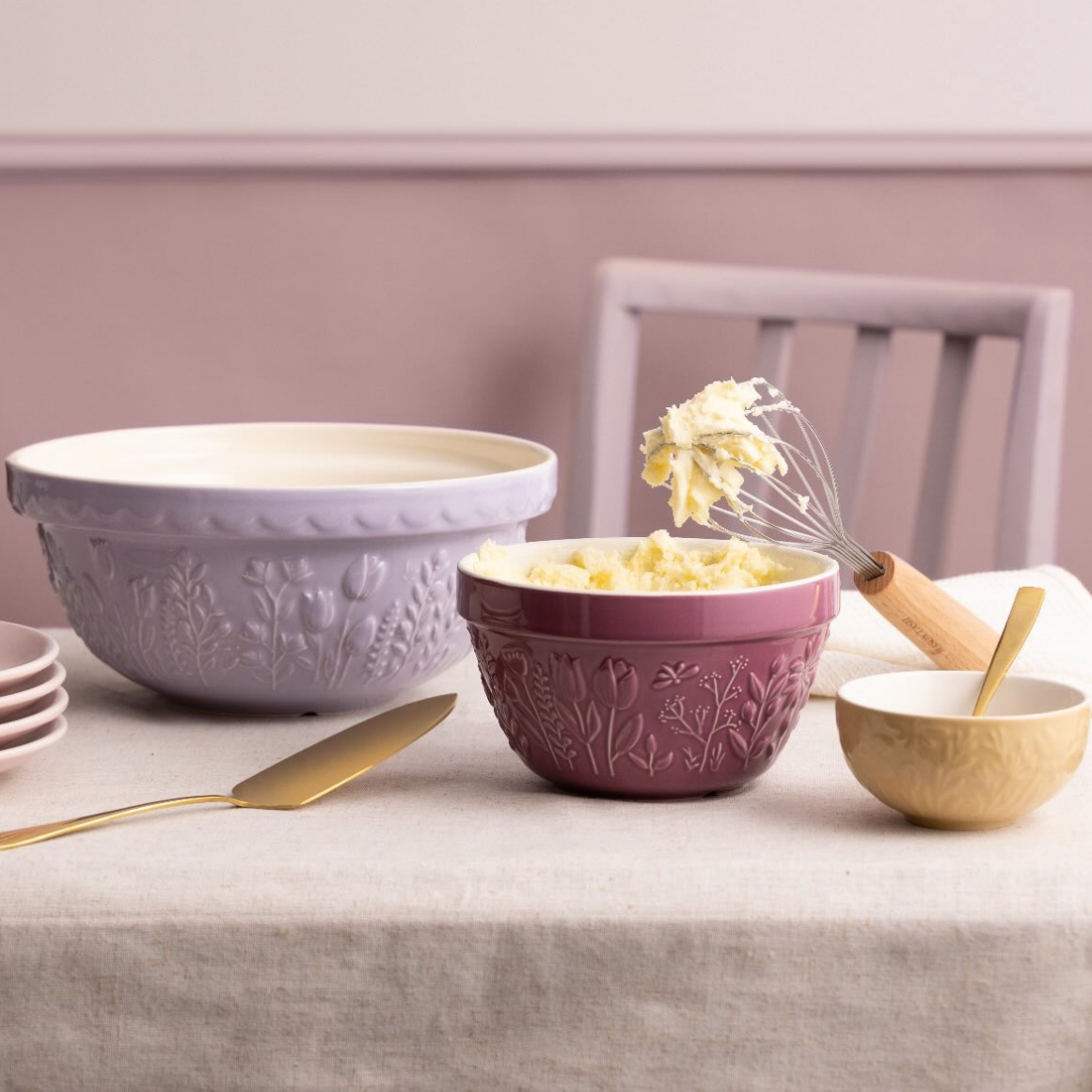 Mason Cash In the Meadow Tulip 24cm Mixing Bowl