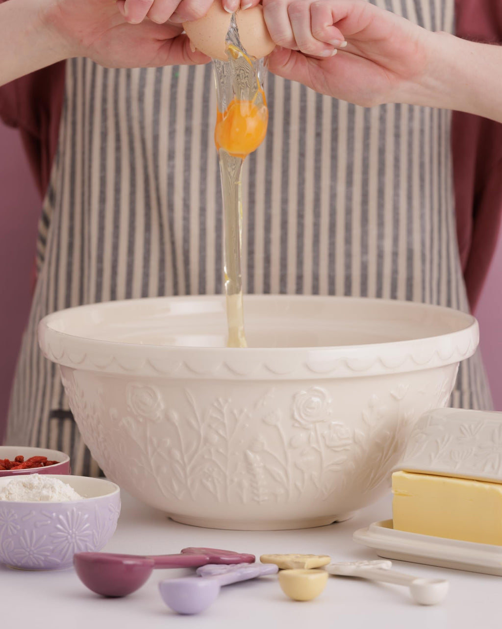 Mason Cash In the Meadow Cream Rose 29cm Mixing Bowl