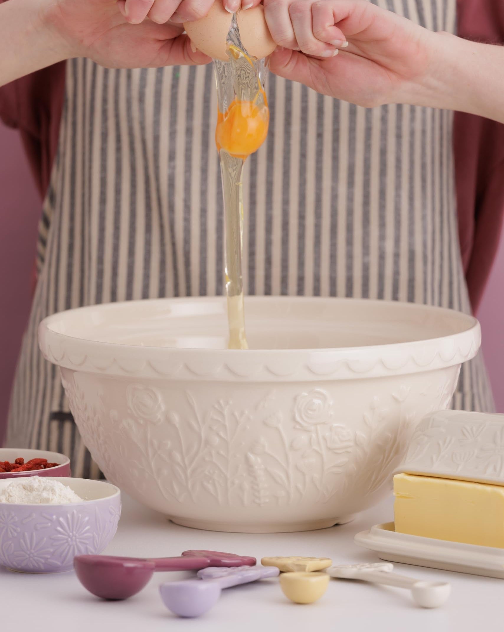 Mason Cash In the Meadow Cream Rose 29cm Mixing Bowl