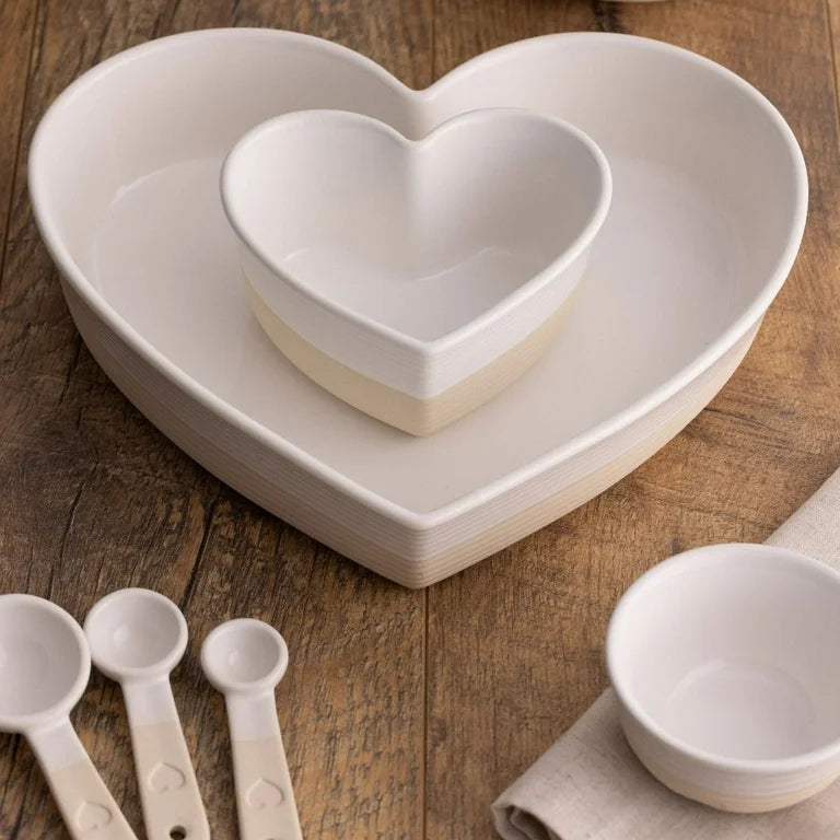 Rustic Charm 14cm Stoneware Heart Baker